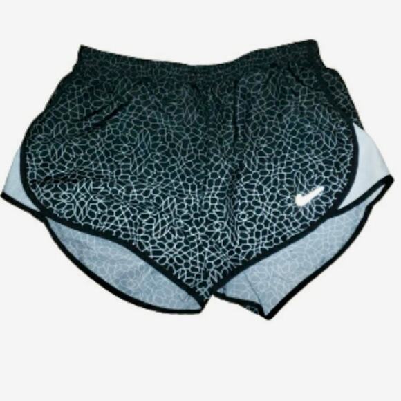 Nike Women’s SM Dri-fit Tempo running shorts - Picture 1 of 4